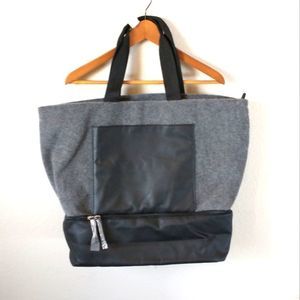 3 for $20 | DSW Women's Overnight Felt Tote Bag in Black and Grey